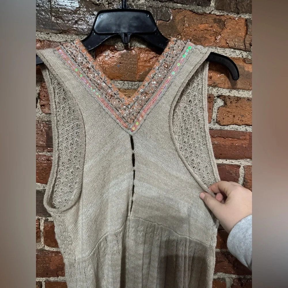 Free People Beige and Pink Sleeveless Knit Tunic Size Medium